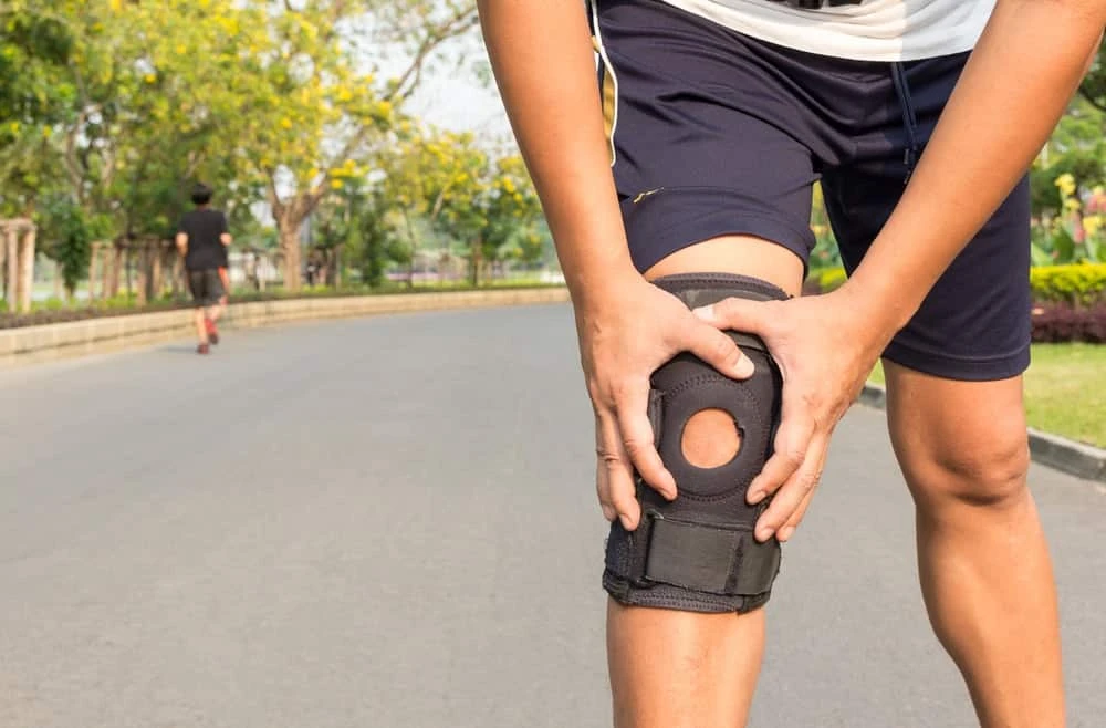 Best futuro knee brace